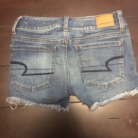 light blue jean shorts - Picture 2 of 3